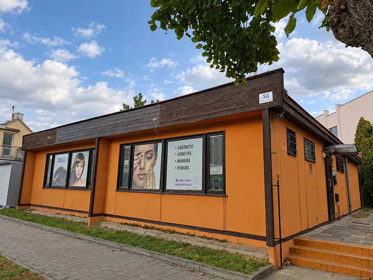 Pronájem obchodního prostoru 103 m²